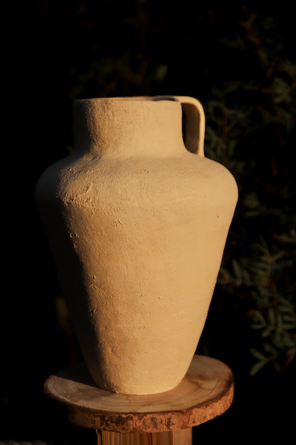 Crema Sicilia Stoneware Vase